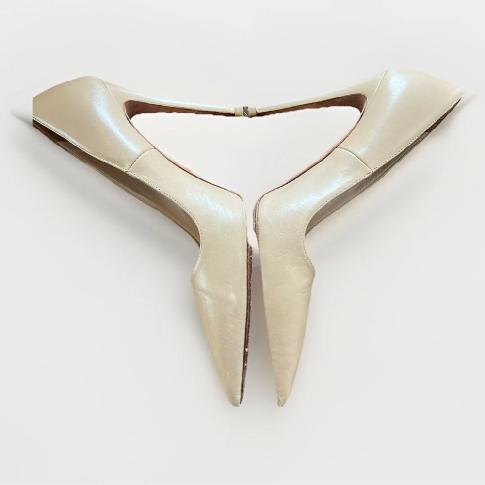 Prada Nude Leather Pointed Toe Pumps 38.5 - Picture 4 of 8